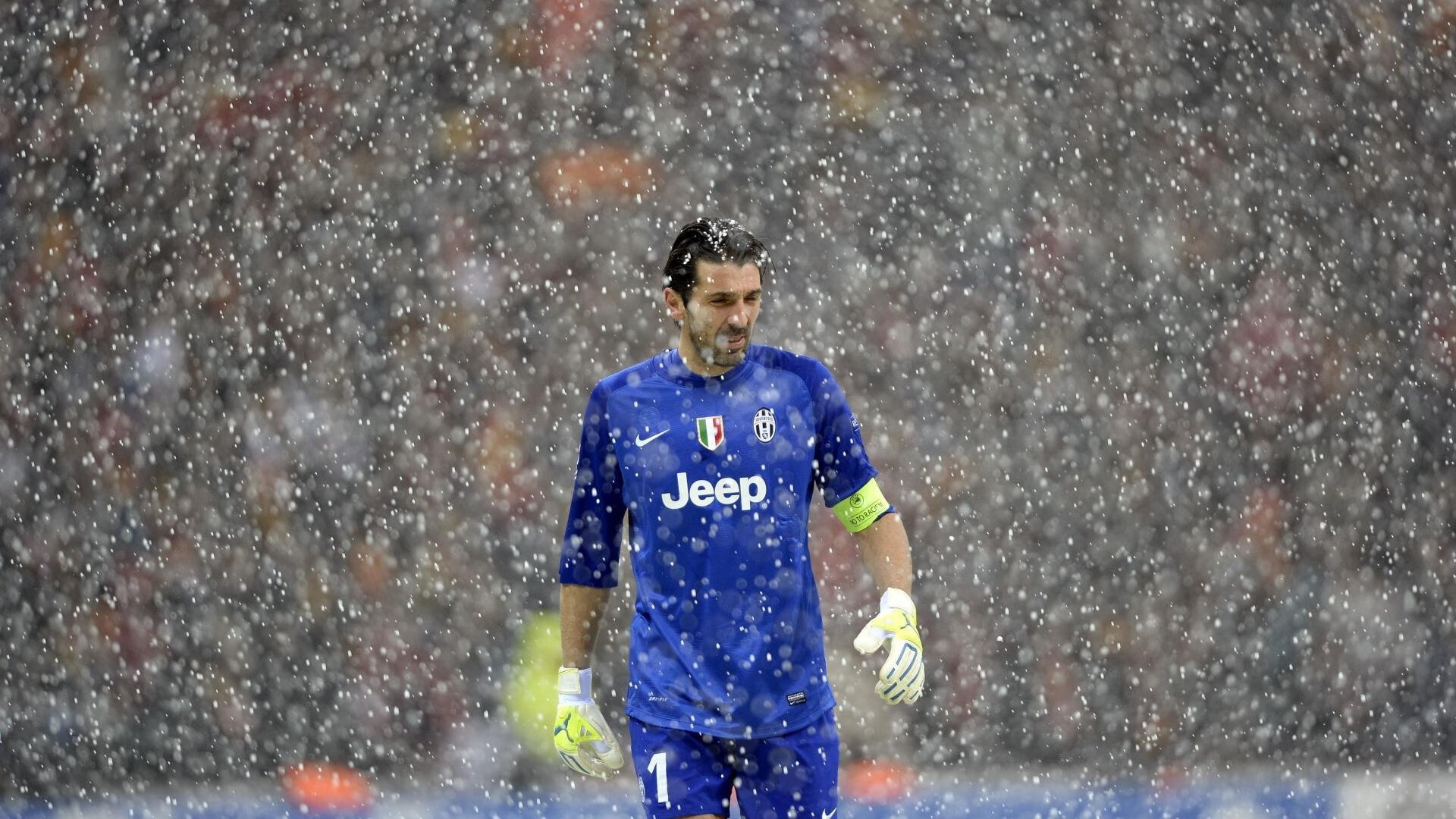 关于赛前速览：巴黎大师赛半决赛利雅得新月对阵武汉三镇，三大看点值得期待的信息